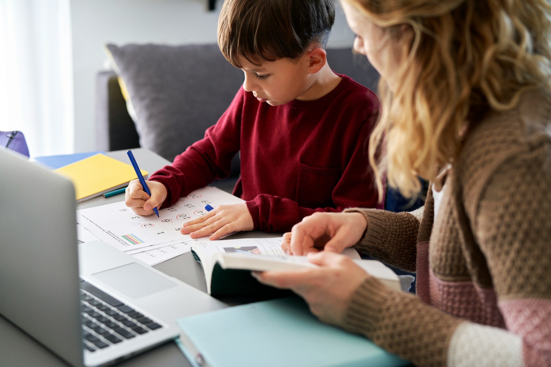 éussir son secondaire sans fréquenter une école physique